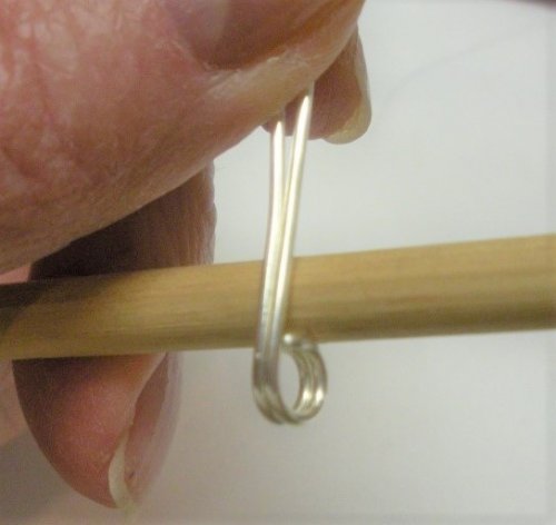 Judy Larson's Make Simple Wire Slide Bails - , Findings & Components, Toggles & Clasps, Earwire & Headpin, Coiling, Coiling Wire, Wire Coiling, simple slide bails